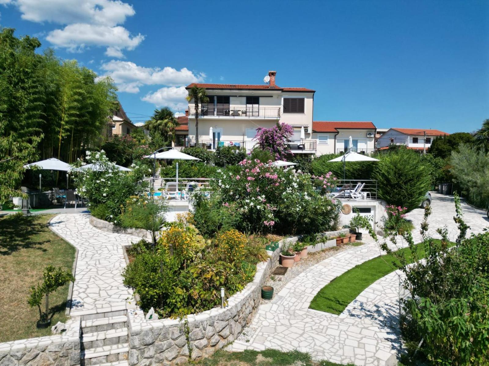 Apartments Garden Residence Abbázia Kültér fotó